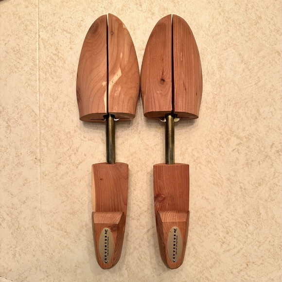 Shoe Trees - Picture 1 of 3